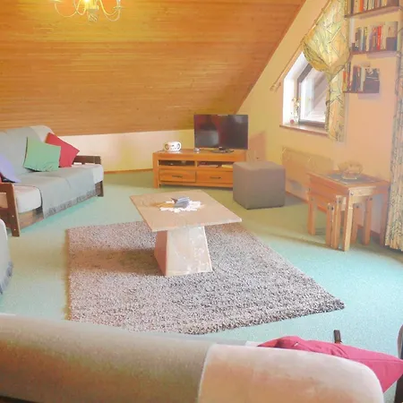 Apartment Wohl Eingerichtete Mit Eigenem Balkon *