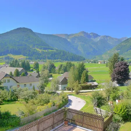 Apartment Wohl Eingerichtete Mit Eigenem Balkon Sankt Michael im Lungau